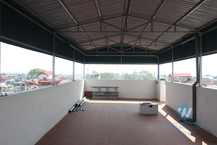 One bedroom apartment for rent in main street ot Tay Ho district.